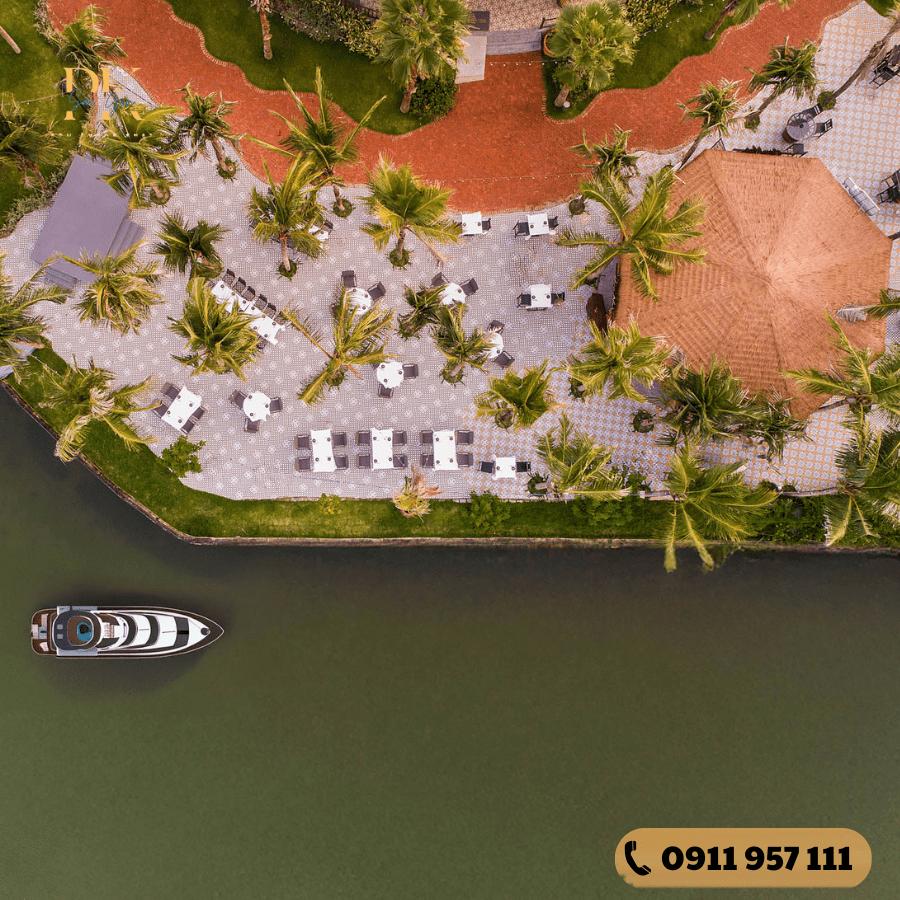 Từ Chất Liệu Đơn Sơ, Mộc Mạc – Rơm Tre Nhân Tạo Mang Đến Sự Đẳng Cấp Cho Dự Án Sang Trọng 2 Mái rơm nhân tạo nhìn từ trên cao